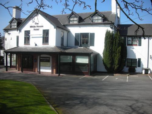 The White House Hotel Telford Bagian luar foto