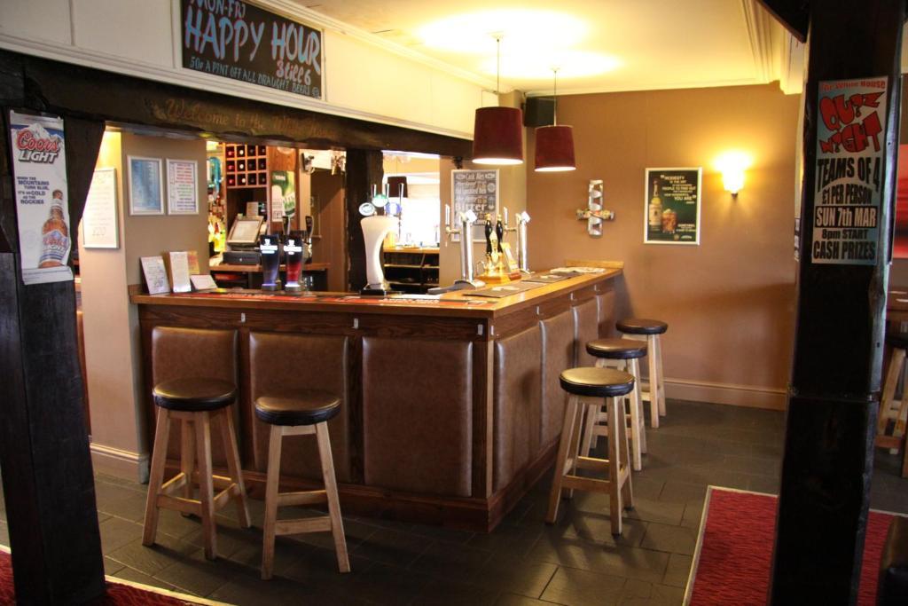The White House Hotel Telford Bagian luar foto